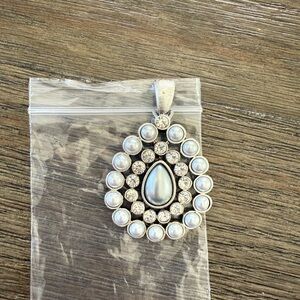 Lustrous Silver and Pearl Teardrop Necklace